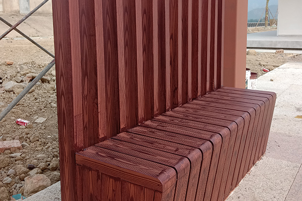 四川省涼山市德昌縣德州鎮(zhèn)鋼構(gòu)廊架木紋漆施工項目